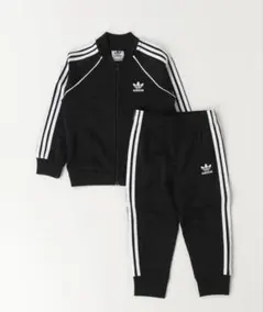 adidas ブラックジャージ セットアップ 70センチ
