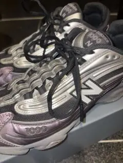 ニューバランス1000