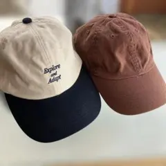 ニューハッタンのキャップとジーユキャップの2点セット