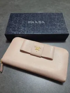 極美品 PRADA フィオッコ サフィアーノ ベージュ 長財布 カードケース