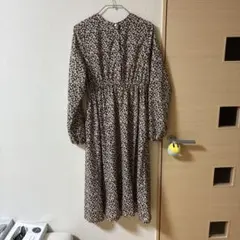 小花柄 長袖ワンピース