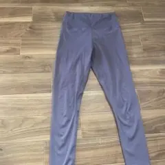 パープル レギンス ジム　ヨガ　ピラティス