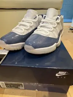 エアジョーダン 11 ネイビー/ホワイト 11