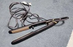 ※ジャンク品※　絹女　kinujo アイロン　ヘアアイロン　DS100-BK