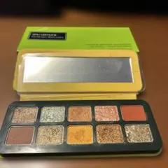 Shu Uemura Sadaharu Aokiコラボ アイシャドウのサムネイル