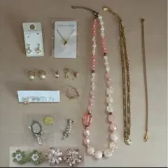 まとめ売り ネックレス チャーム イヤリング 樹脂イヤリング イヤカフ リングのサムネイル