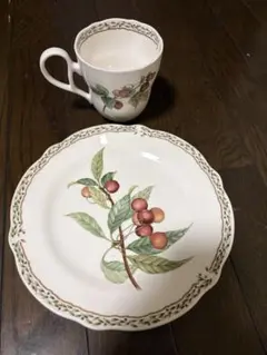 Noritake Royal Orchardロイヤルオーチャードカップ＆プレートのサムネイル