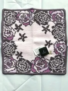 【新品未使用定価2200円】LANVIN 薄紫 バラ柄 タオルハンカチ　ランバン