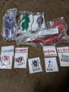 シンソフビファクトリー　ソフビ4体セット　ゴジラ　ウルトラマン　エヴァ　ライダー