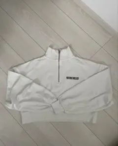ハーフジップ ホワイト スウェット（ショート丈）