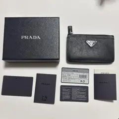 お値下げします‼︎prada サフィアーノトライアングル カードケース