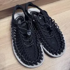 KEEN キーン メンズ ユニーク サンダル スニーカー　スポーツサンダル