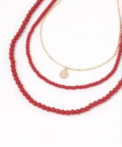 ニコアンド　赤いビーズ✖️ゴールド3連ネックレス