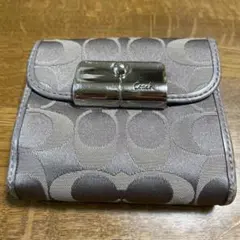 COACH シグネチャー 二つ折り財布のサムネイル