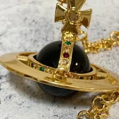Vivienne Westwood｜スモールオーブネックレス　ゴールド×ブラック