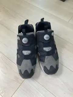 Reebok スニーカー