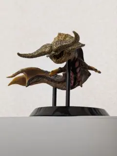 モンスターハンター　スタンダードモデル　フィギュア ナバルデウス亜種