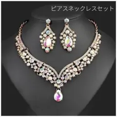 ネックレス＆ピアス　社交ダンス☆ベリーダンス ベリーダンス 社交ダンス お花のネックレスとピアスセット - メルカリ
