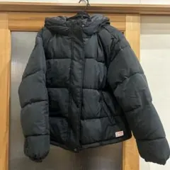 JaVa ジャバコラボ　ショート丈フード付き中綿フェイクダウンコート（ブラック）