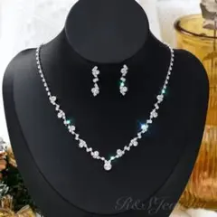 大特価❣️２点セットラインストーンネックレス＆イヤリングフォーマルウェディングf