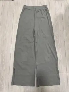 リブ編み グレー ワイドパンツ スリット入り