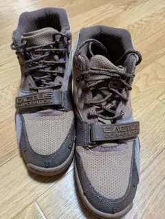 美品　Travis Scott ×Nike Air Trainer 1SP