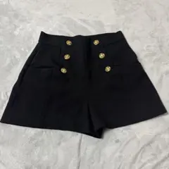 ZARA ブラック ボタン付きショートパンツ M