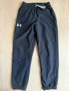 Under Armour ColdGear ブラックジャージ