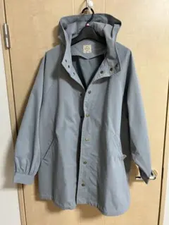 オーバーサイズ　ブルーグレー マウンテンパーカー フード付き　登山　アウトドア