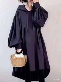 ブラック パーカーワンピース フード付き バルーン袖 Aライン ゆったり