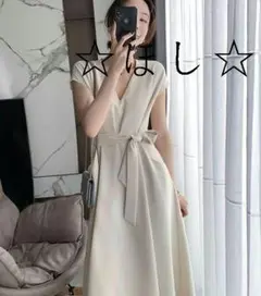 2021 ワンピースヘップバーンスタイルデザインロングスカートVネックフレンT