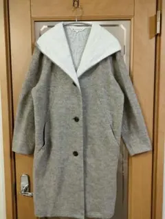 【KUMIKYOKU（組曲）】フード付きコート