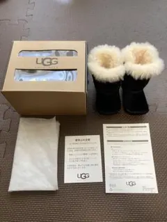 UGG ベビームートンブーツ　9cmのサムネイル