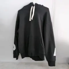 ESSENTIALS パーカー