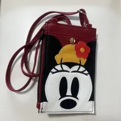 【める♡様専用】ミニーちゃん　スマホショルダーバッグ　ディズニーランド
