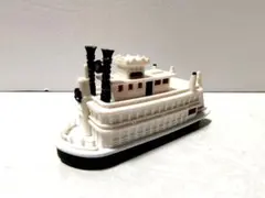入手困難！！　トミカ　TDR限定　蒸気船　マークトウェイン号