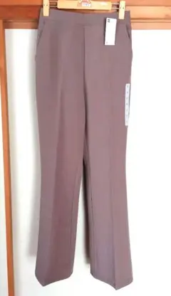 GU ジーユー　2WAY ストレッチフレアパンツ