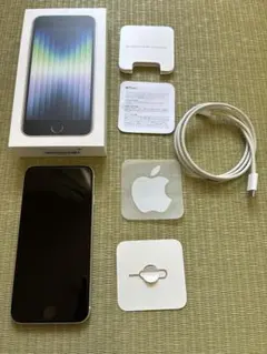 【美品】Apple iPhone SE (第3世代) 64GB