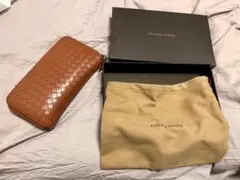 【限定色】ボッテガ　ヴェネタ　長財布