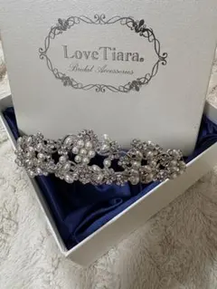 結婚式　ティアラ