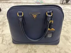 PRADA ネイビー ハンドバッグ　サファイアーノルクス