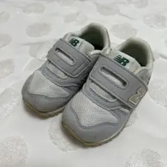 箱無しNew Balance ベビーシューズ グレー
