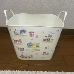 サンリオキャラクターズ　キャラクターイラスト付きプラスチックボックス