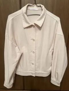 ホワイトデニムジャケット ユニクロ