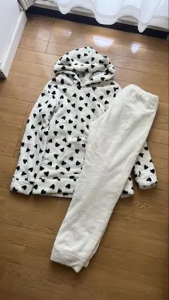 GU ルームウェア 上下セット ハート柄 ボア Mのサムネイル