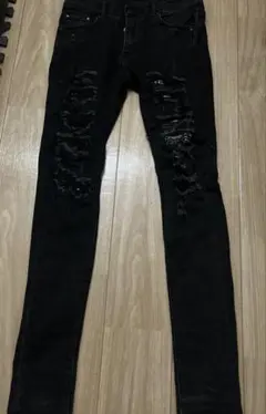 mnml ブラックデニム　スリムフィット　ダメージデニム　30 スキニーデニム