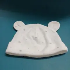 クマ耳付きホワイトベビーハット