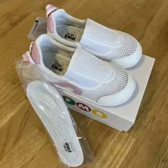 新品未使用　イフミー　IFME 上履き 16.0 ホワイト/ピンク　スリッポン