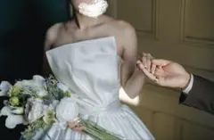 Aラインウェディングドレス　フロントビックリボン