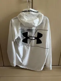 UNDER ARMOUR フード付きウィンドブレーカー SM